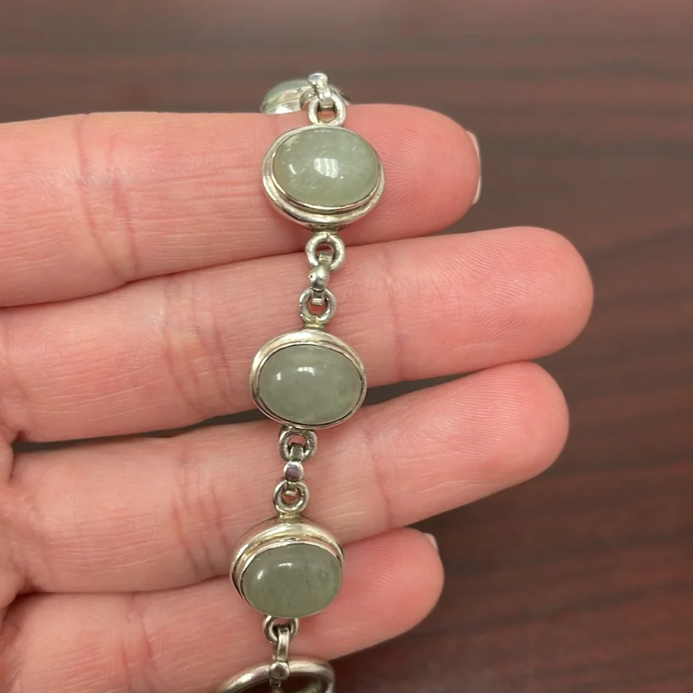 Silver Tone Bracelet with Gray/Green Stones